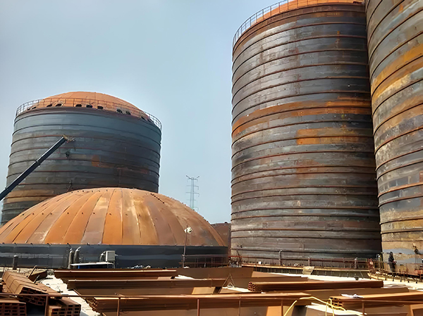 花山焦粉钢板仓